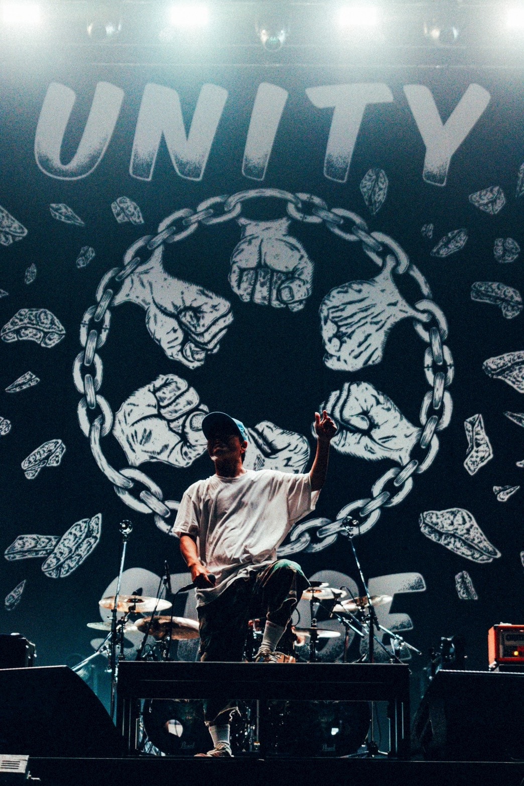 FACTが盟友たちと飾った己の有終、幕張を熱狂させた「ROCK-O