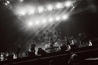 FACTが盟友たちと飾った己の有終、幕張を熱狂させた「ROCK-O-RAMA-THE END」レポート