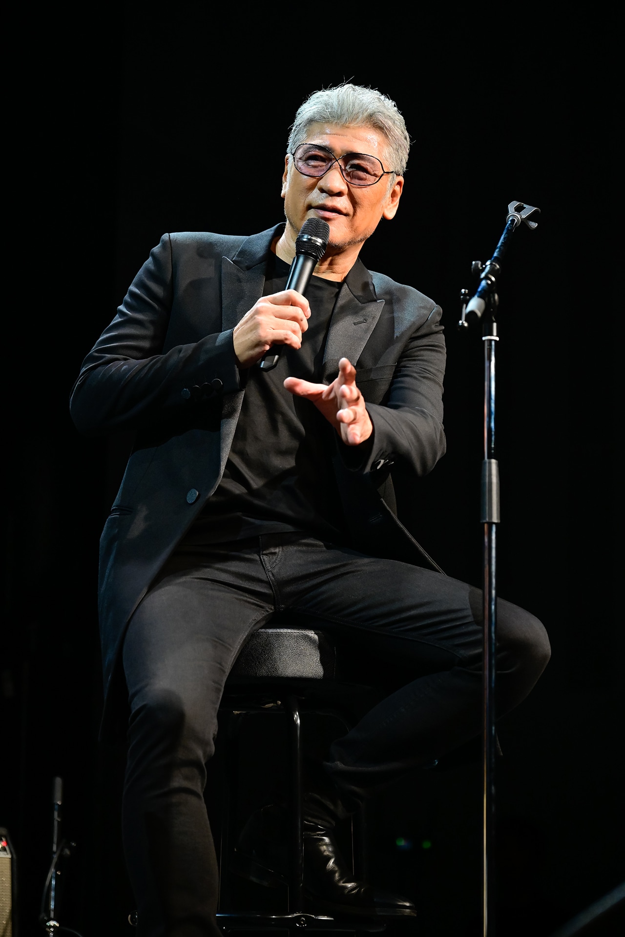 吉川晃司