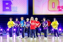 BUDDiiSによるハーフタイムショー。