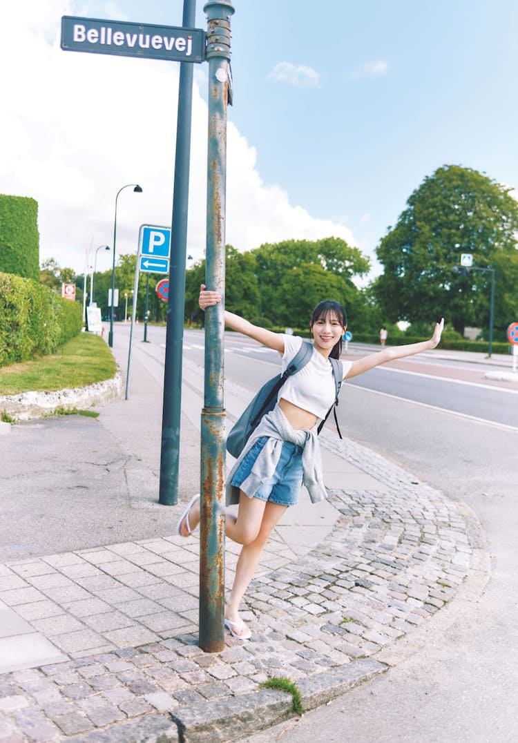 河田 陽 菜 写真 集