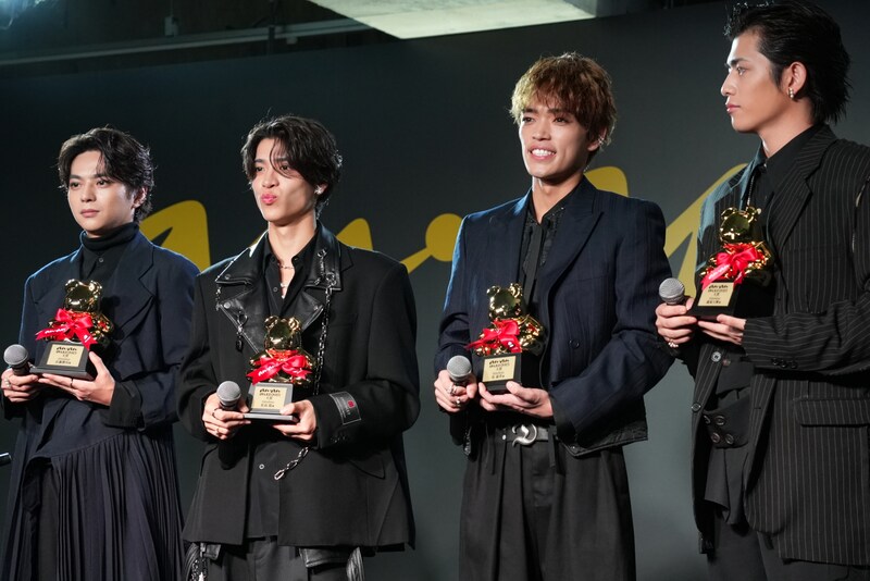 左から佐藤勝利、松島聡、原嘉孝、篠塚大輝。