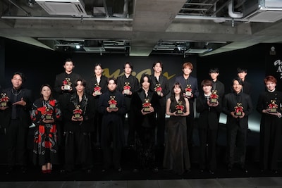 「anan AWARD 2025」授賞式の参加者。