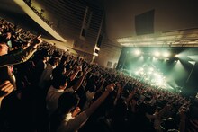 「Kroi Live Tour 2025 - HALL」の様子。（Photo by Kaito Ono）