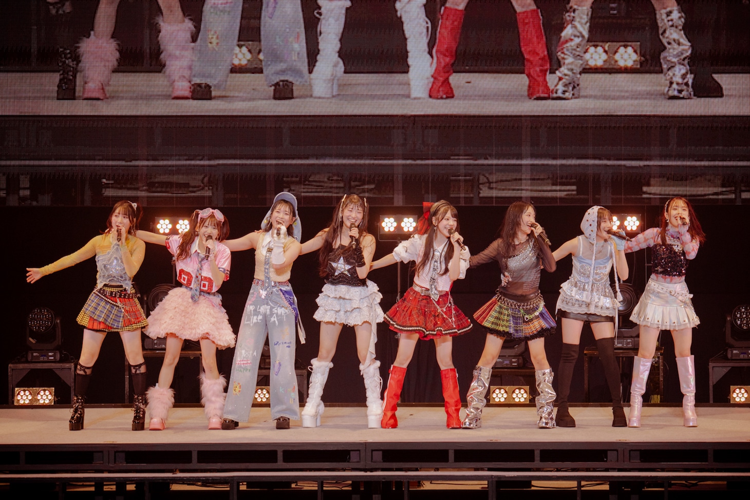 「OCHA NORMA 2025 LIVE at BUDOKAN ～#OCHAnnel～」の様子。