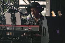 渡辺シュンスケ（Key / 佐野元春 & THE COYOTE BAND）（撮影：井上嘉和）