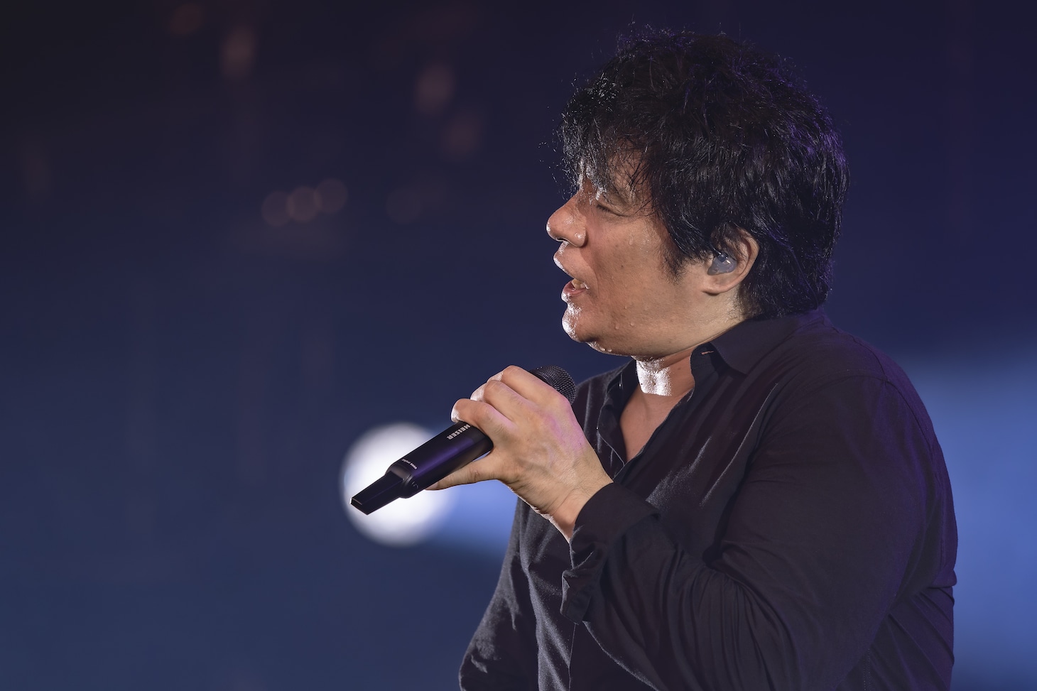 ASKA（撮影：井上嘉和）