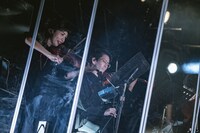 須原杏、奈須田弦、秀岡悠汰、佐藤響からなるカルテットチーム。（撮影：井上嘉和）