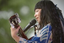 青葉市子（撮影：井上嘉和）