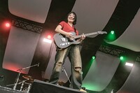 宮崎朝子（G, Vo / SHISHAMO）（撮影：井上嘉和）