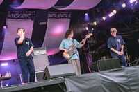 RIP SLYMEとくるりのコラボの様子。（撮影：井上嘉和）