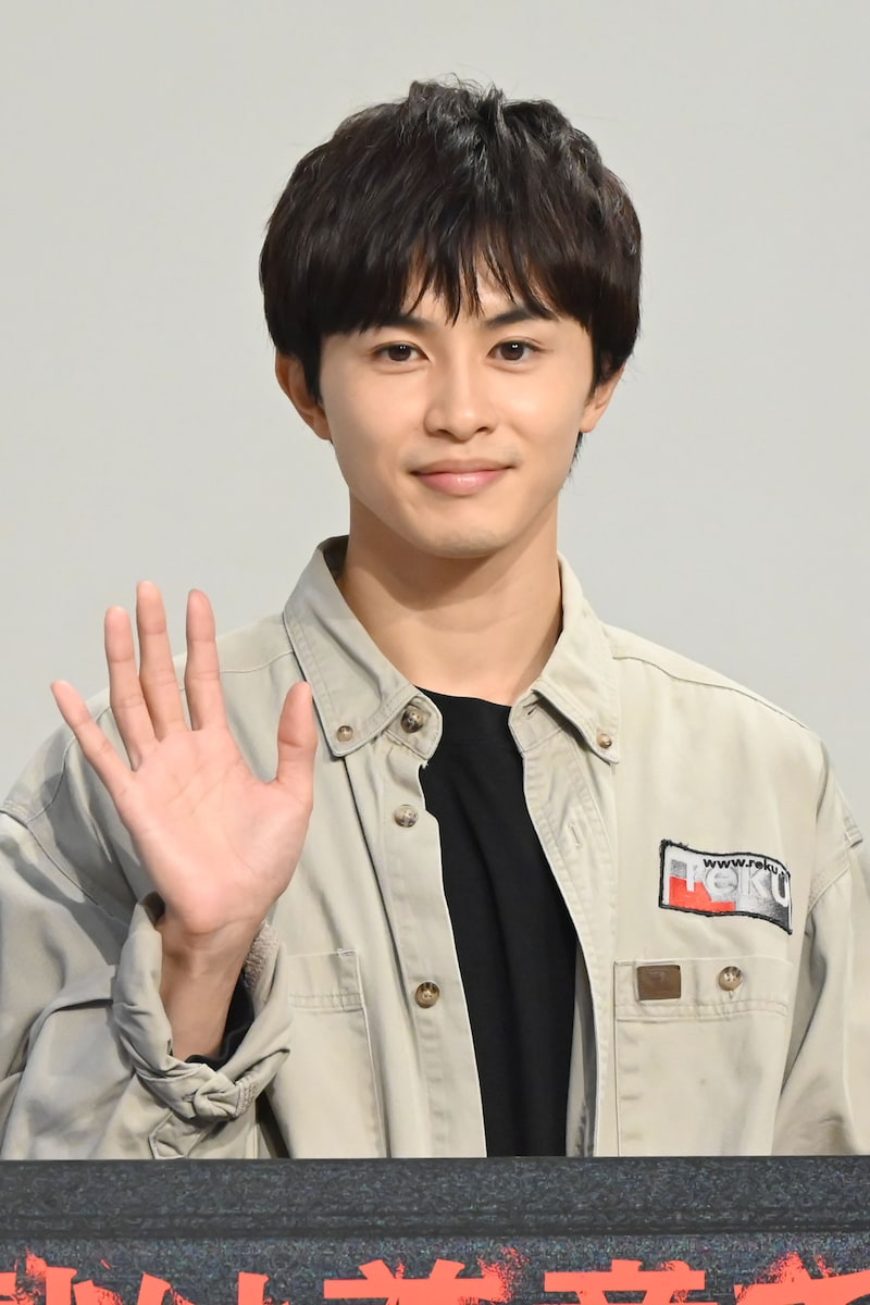 草川拓弥（超特急）