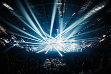 「Official髭男dism one-man live in TOYOTA ARENA TOKYO」の様子。（撮影：小杉歩）