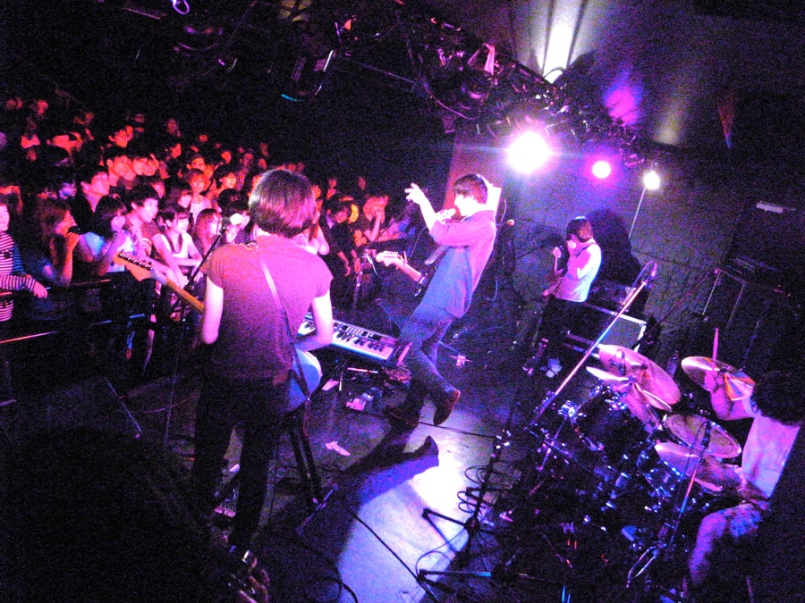 昆虫キッズ、CD-R「Around Tokyo」シリーズ＆ラストライブ音源を