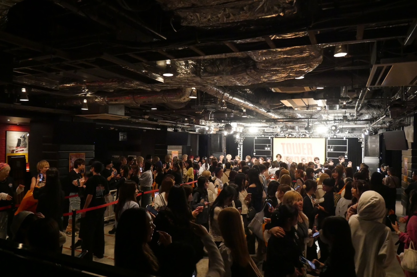 「THLタワ渋文化祭 in TOWER RECORDS SHIBUYA」の様子。