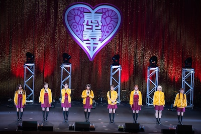 緊張した様子の私立恵比寿中学校文化祭実行委員会の皆さん。