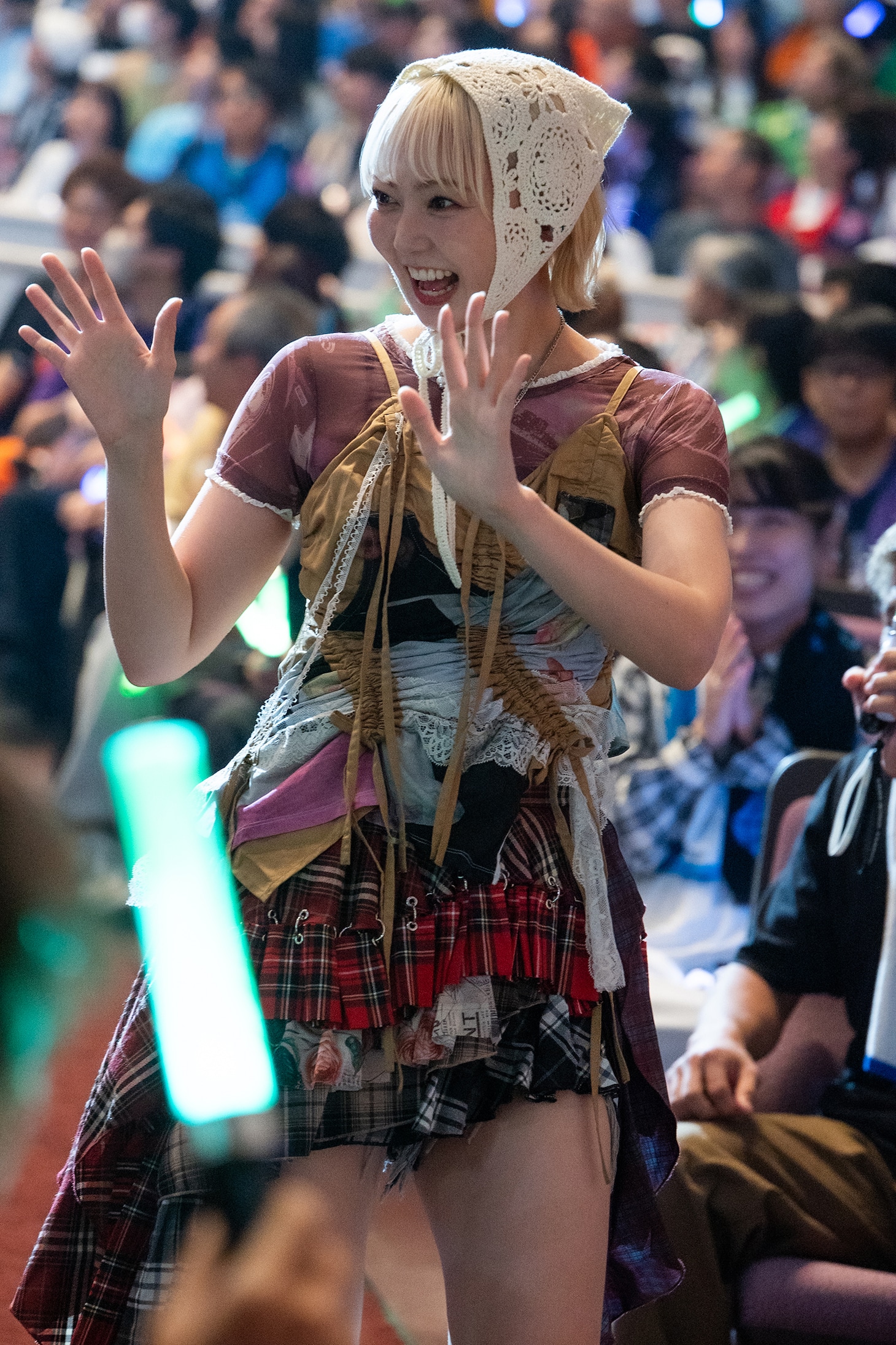 私立恵比寿中学校手芸部によるファッションショー。