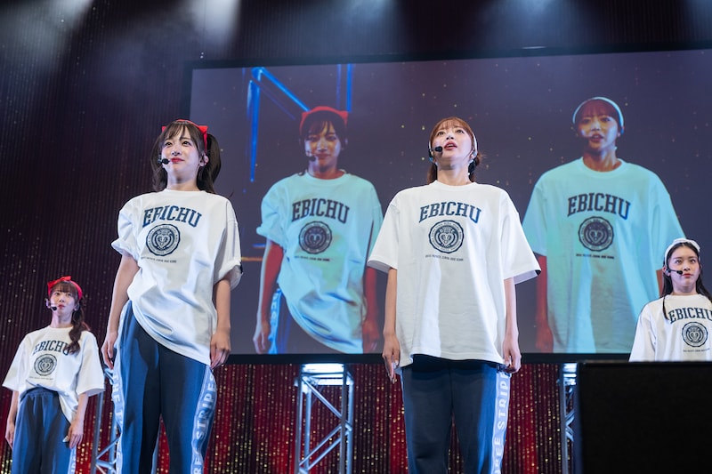 桜木心菜（左）と中山莉子（右）による選手宣誓。