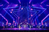 「限界までPom Pon!!」を歌うウマ娘たち。©Cygames, Inc.