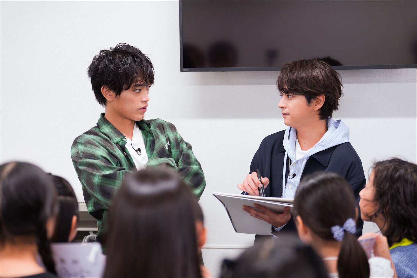 原嘉孝と佐藤勝利。©日本テレビ