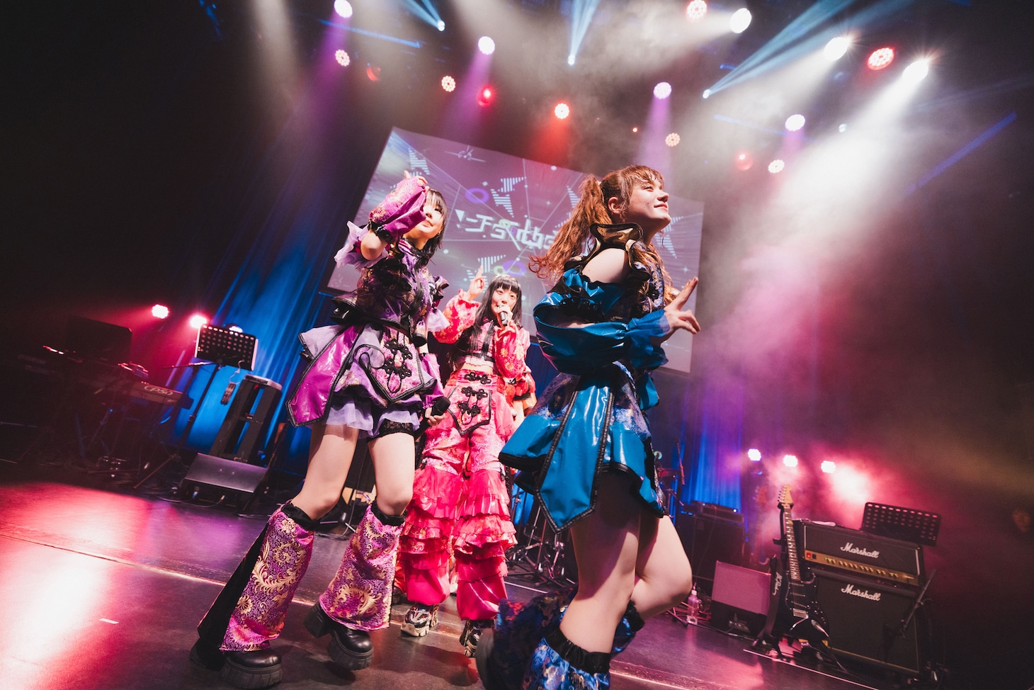 左から、らき、ねるん、めあり。（Photo by ike）