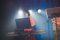 岸真由子（箱庭の室内楽、Ri Ri Riligion）（Photo by ike）