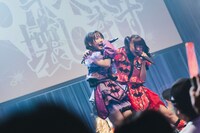 左から、らき、まこと。（Photo by ike）