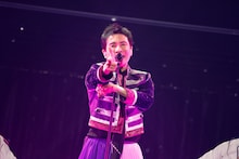 郷ひろみ（撮影：河村美貴［田中聖太郎写真事務所］）