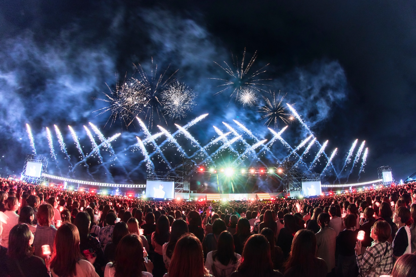 「JO1 5th Anniversary ～祭り～」の様子。©LAPONE ENTERTAINMENT