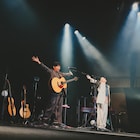吉田山田の周年ライブ「16祭」で記念日祝福、「自分たちの歩幅で歩み続ける」