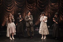 なごやかにトークする清 竜人25。