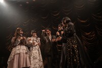 今後の活動の告知を誰がするかじゃんけんで決める清 竜人25。