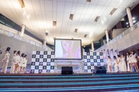 「Corner of my heart」のMVをお披露目するWHITE SCORPION。