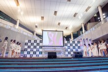 「Corner of my heart」のMVをお披露目するWHITE SCORPION。