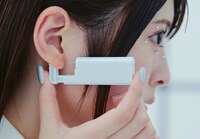 WHITE SCORPION「Corner of my heart」のミュージックビデオより。