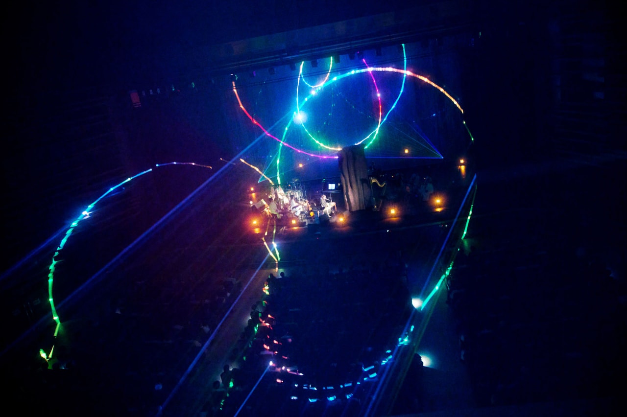 「ICHIKO AOBA "Luminescent Creatures" World Premiere」より。