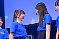 左から塩釜菜那、山口結杏。（撮影：斉藤明）