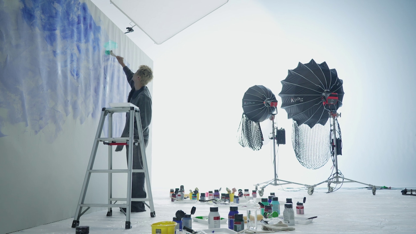 BE:FIRSTが出演する、ユニリーバ・ジャパンの新Web CM「#DRAW_YOURSELF」ビハインド映像より。