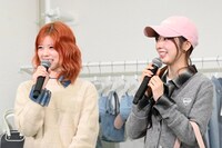 NiziUのRIKUとMIIHI。