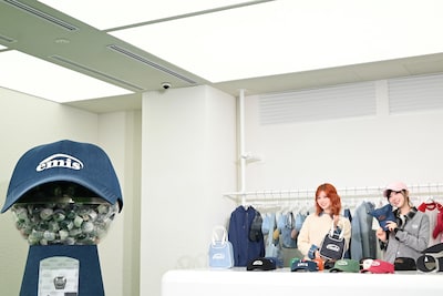 EMISの日本初フラッグシップストア。