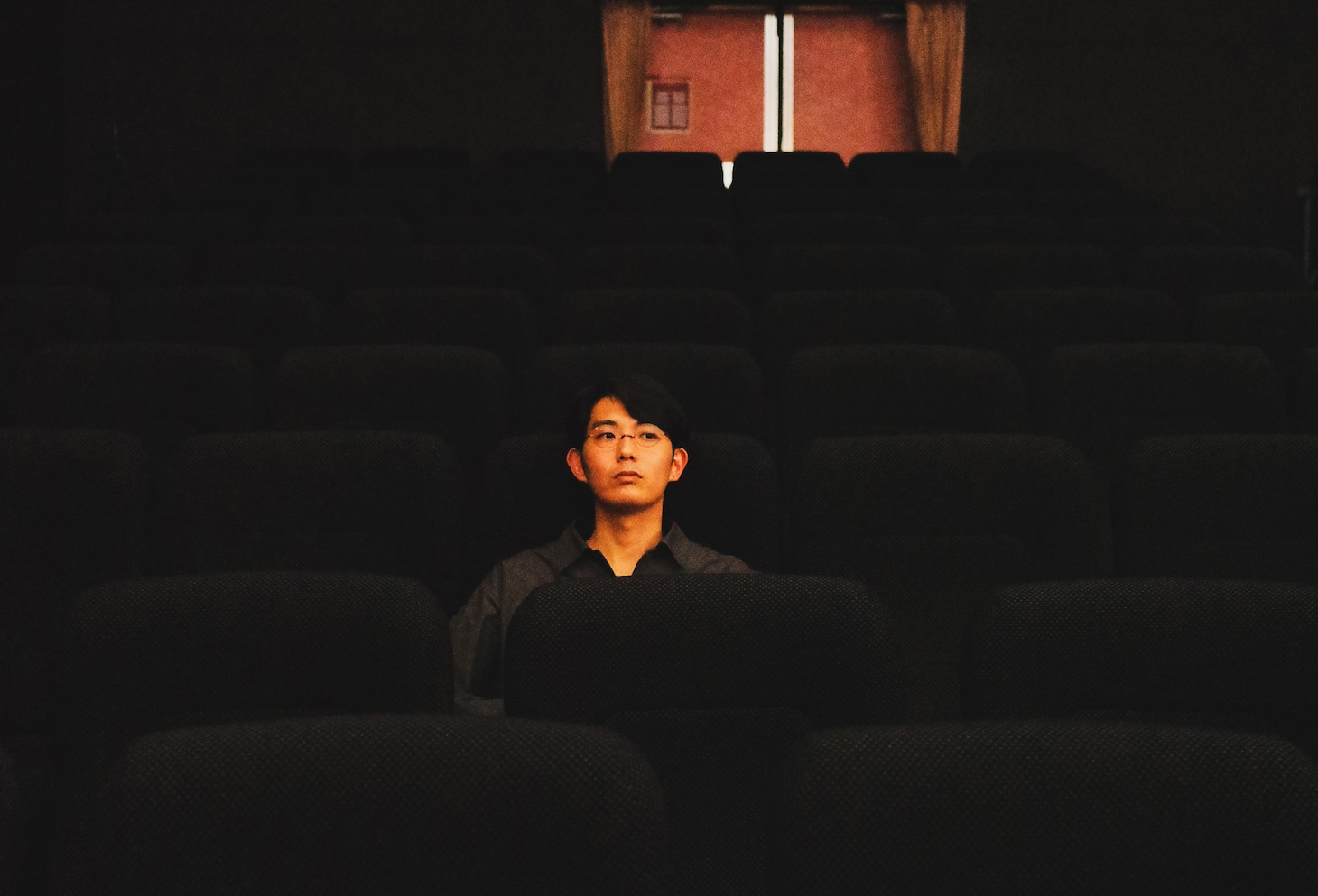 折坂悠太