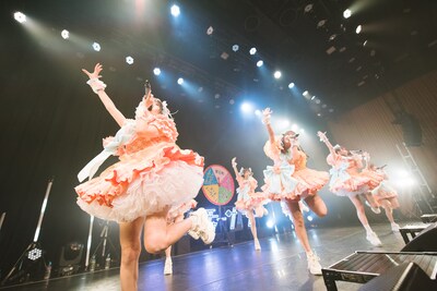 「フューチャーサイダー3周年記念ワンマンライブ～はしゃげ！ちゃの仲間たち！～」の様子。