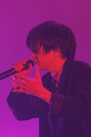 斎藤宏介（Vo, G）（Photo by Viola Kam [V'z Twinkle]）