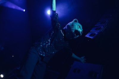 「MAN WITH A MISSION‘HOWLING ACROSS THE WORLD’UK/EU TOUR 2025」オーストリア・ウィーン公演の様子。