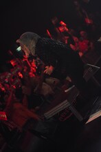 「MAN WITH A MISSION‘HOWLING ACROSS THE WORLD’UK/EU TOUR 2025」オーストリア・ウィーン公演の様子。