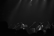 「YANUSHI LIVE TOUR 2025」東京公演の様子。(撮影:今井駿介)