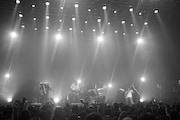 「YANUSHI LIVE TOUR 2025」東京公演の様子。(撮影:今井駿介)