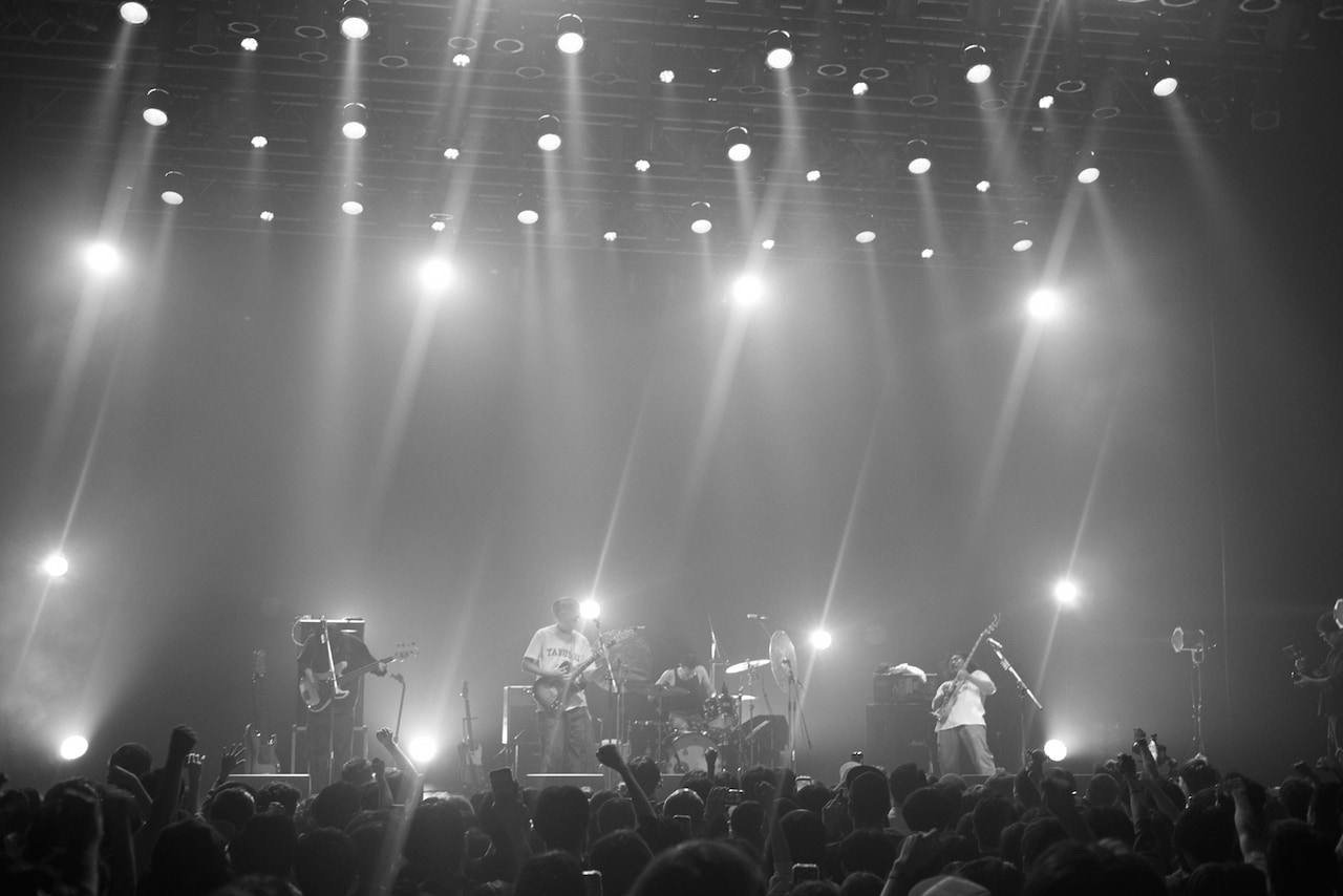 「YANUSHI LIVE TOUR 2025」東京公演の様子。(撮影:今井駿介)