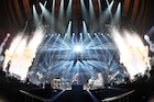 ゆず、25年前と現在が交錯する「トビラ」リバイバルライブ 若かりしゆずとの“戦い”の結末は