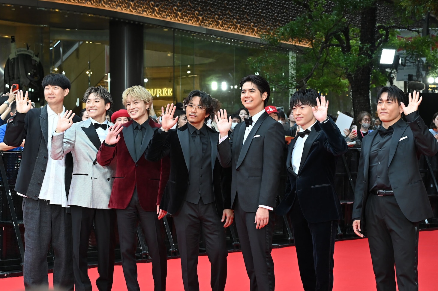 「GENERATIONS:The Documentary」松永太司監督とGENERATIONS。